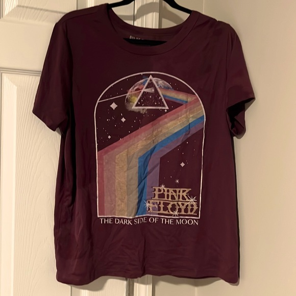 Tops - Pink Floyd size XL tee